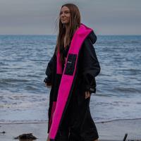 dryrobe Advance Long Sleeve Changing Robe - Black / Pink Extra Image 5 Preview